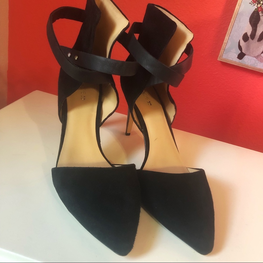 Joe’s Jeans Strappy Black Suede Leather Pumps